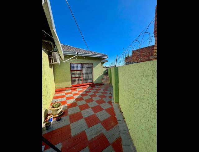 3 BEDROOM HOUSE FOR SALE IN SOSHANGUVE P